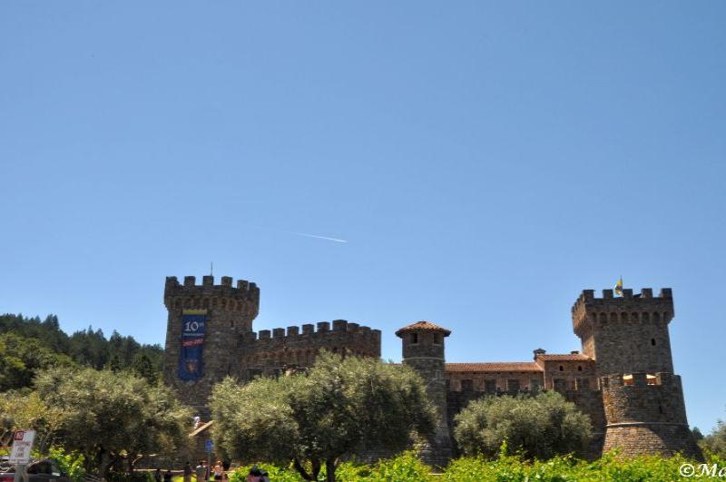 Castello Di Amorosa в Калифорнии: средневековый замок из красного кирпича и камня